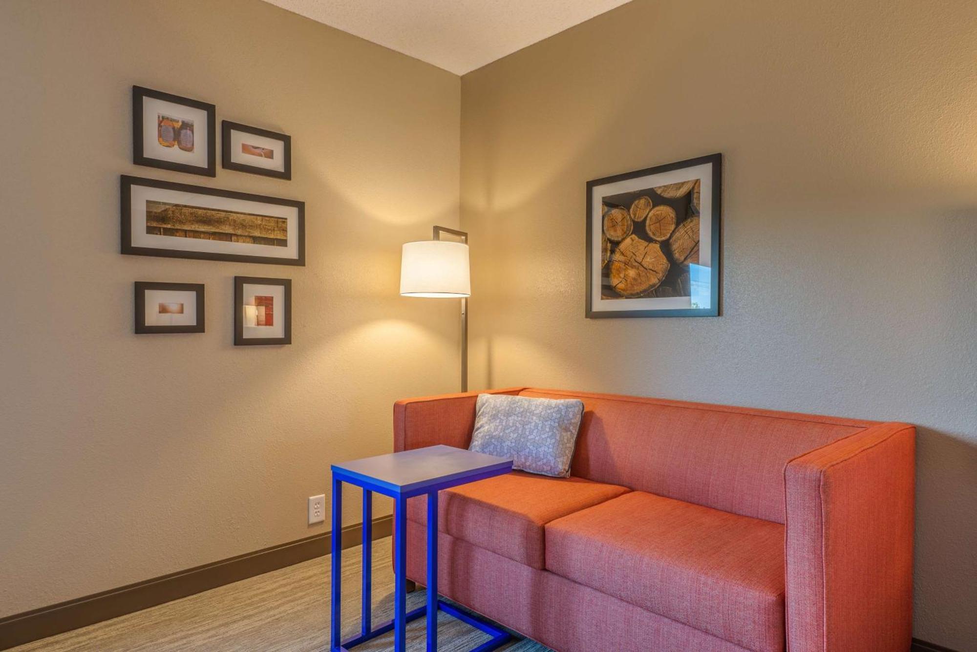 Hampton 3* Wilkesboro