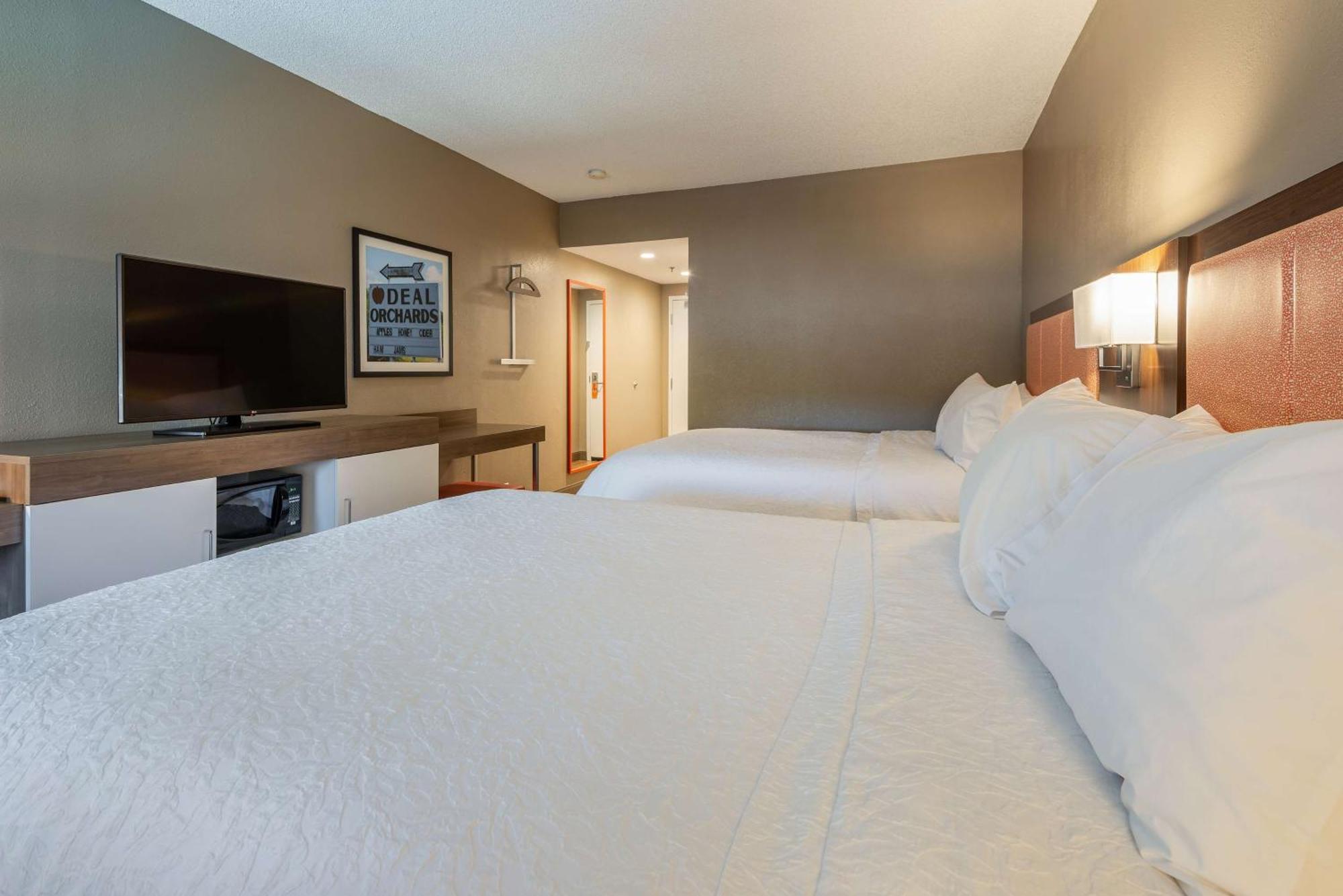 Hampton Hotel 3*